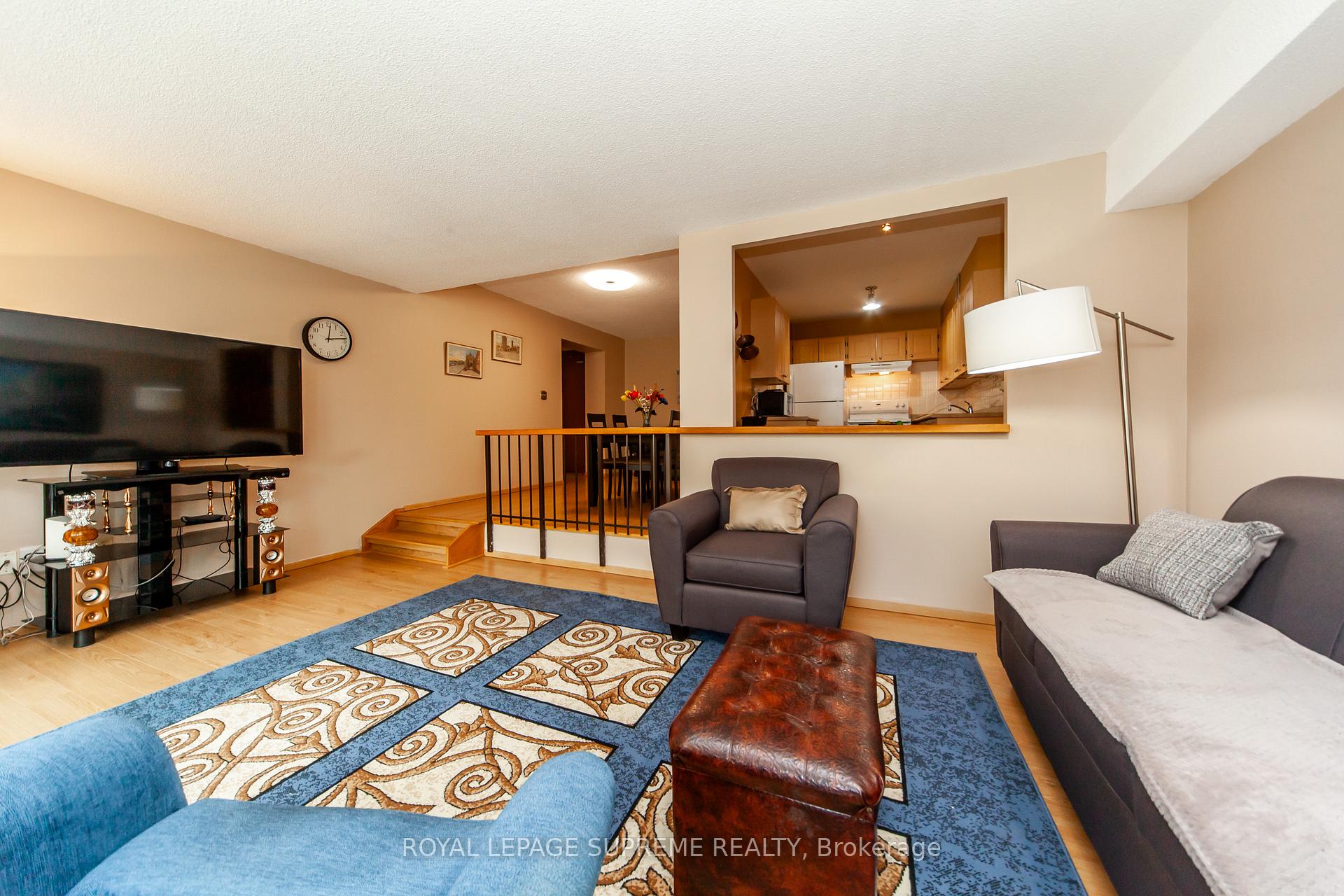 2 Bedrooms Condo at 270 Scarlett, Toronto For sale