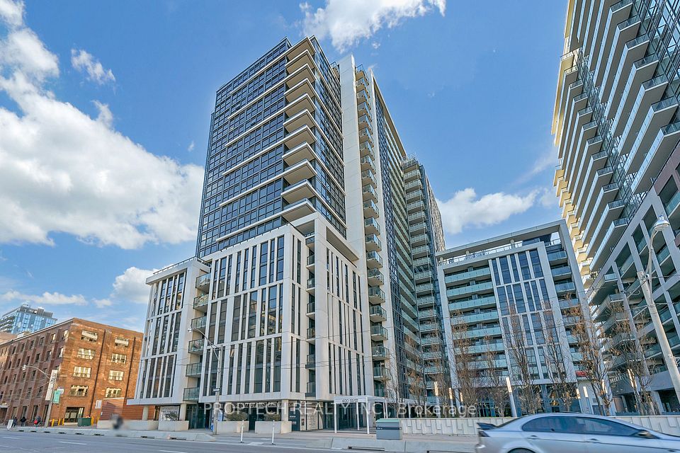 400 Adelaide
