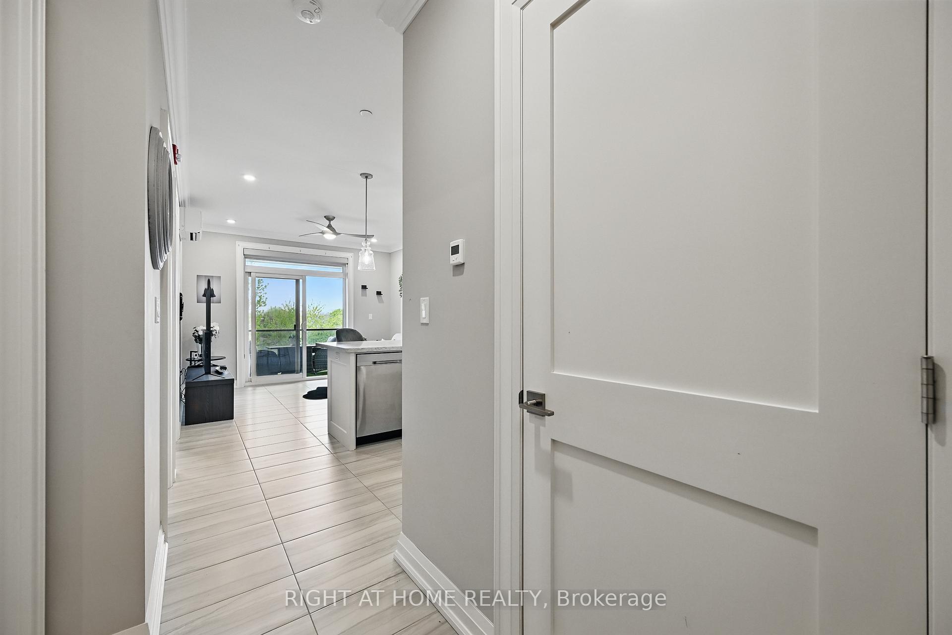 1 Bedroom Condo at 257 Millen, Hamilton For sale