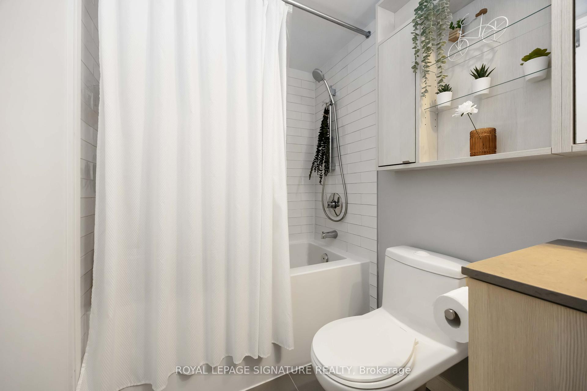 1 Bedroom Condo at 1100 Kingston, Toronto For sale