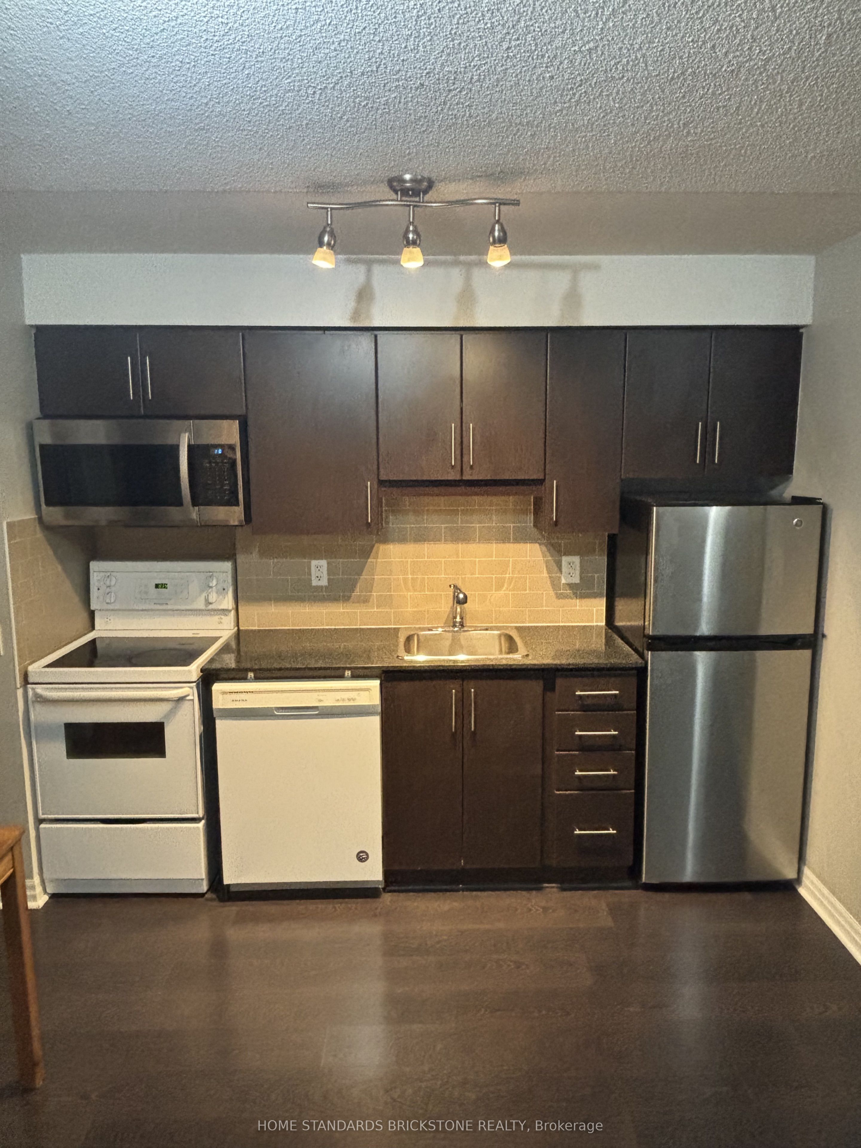 2035 Sheppard Avenue E, #130