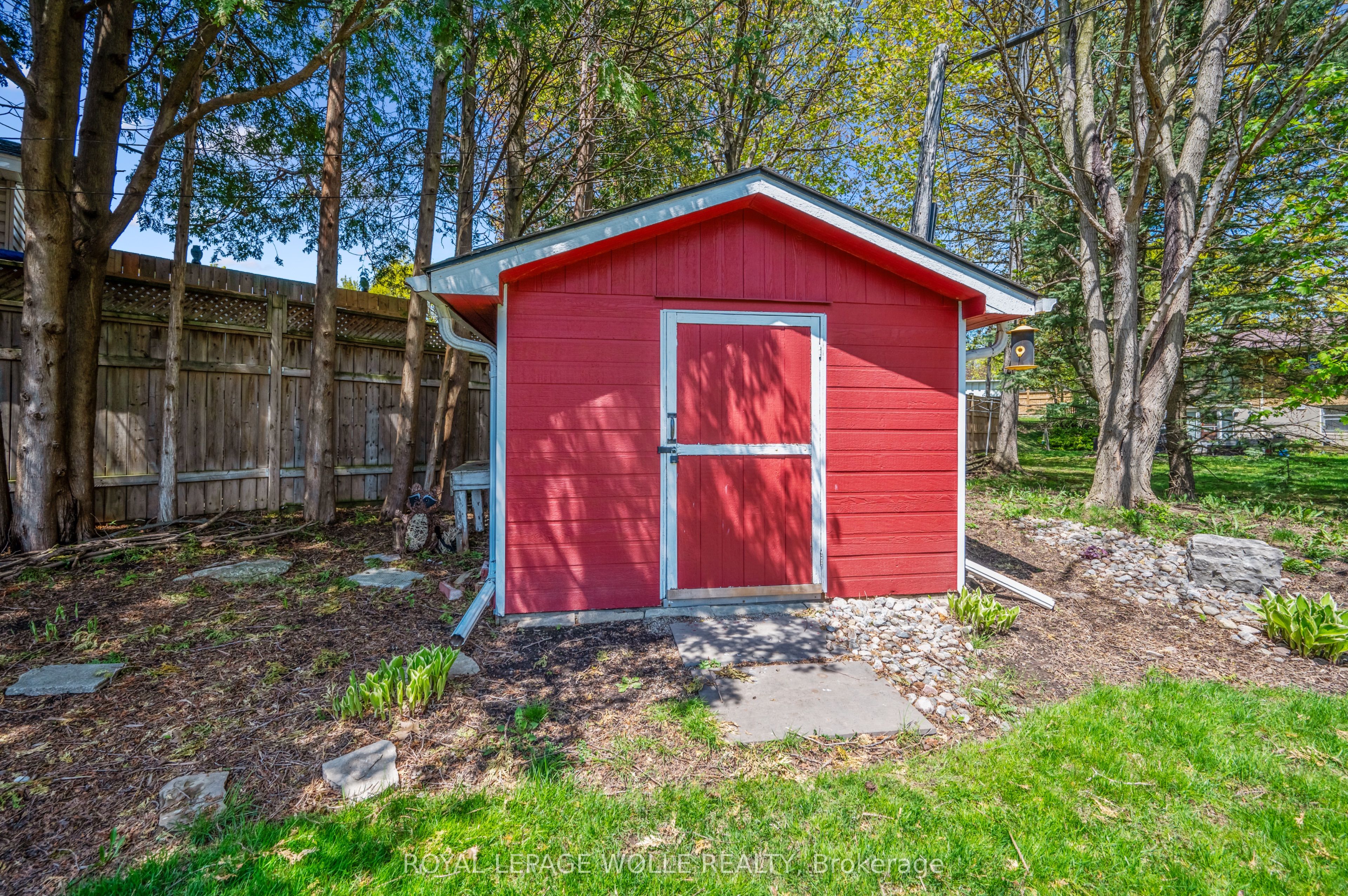 136 Warren Road