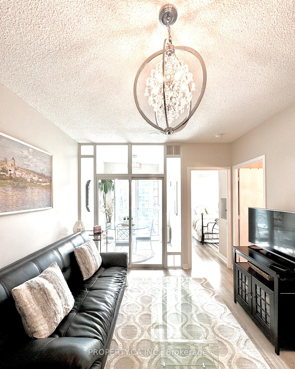 2 Bedrooms Condo at 60 Byng, Toronto For sale
