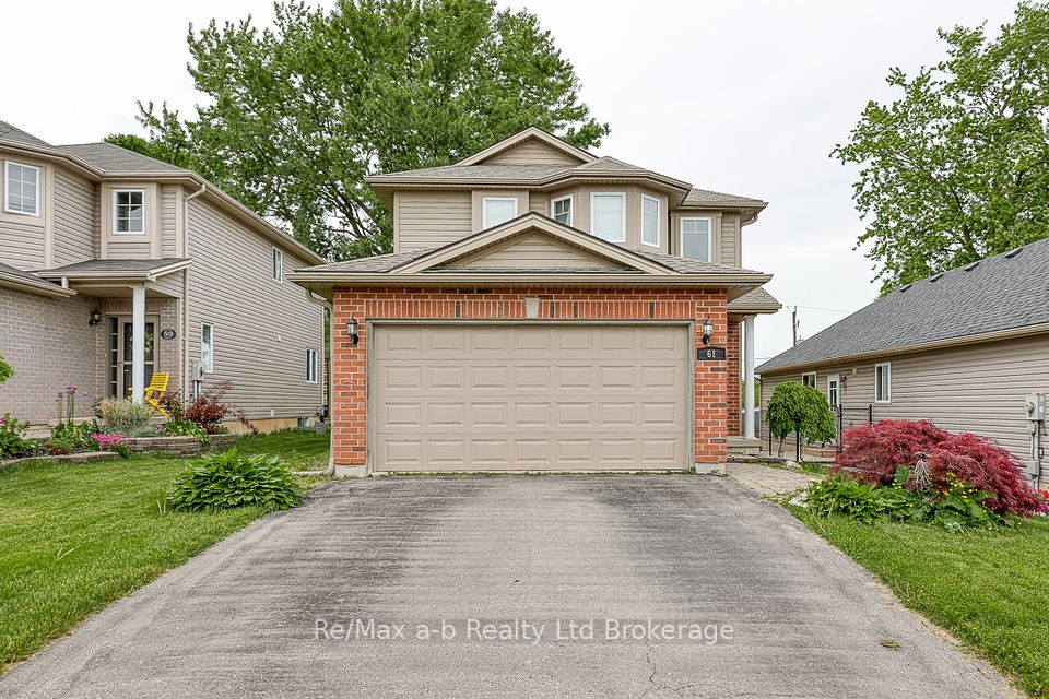 61 Kerr Crescent, Ingersoll, ON N5C 4H1
