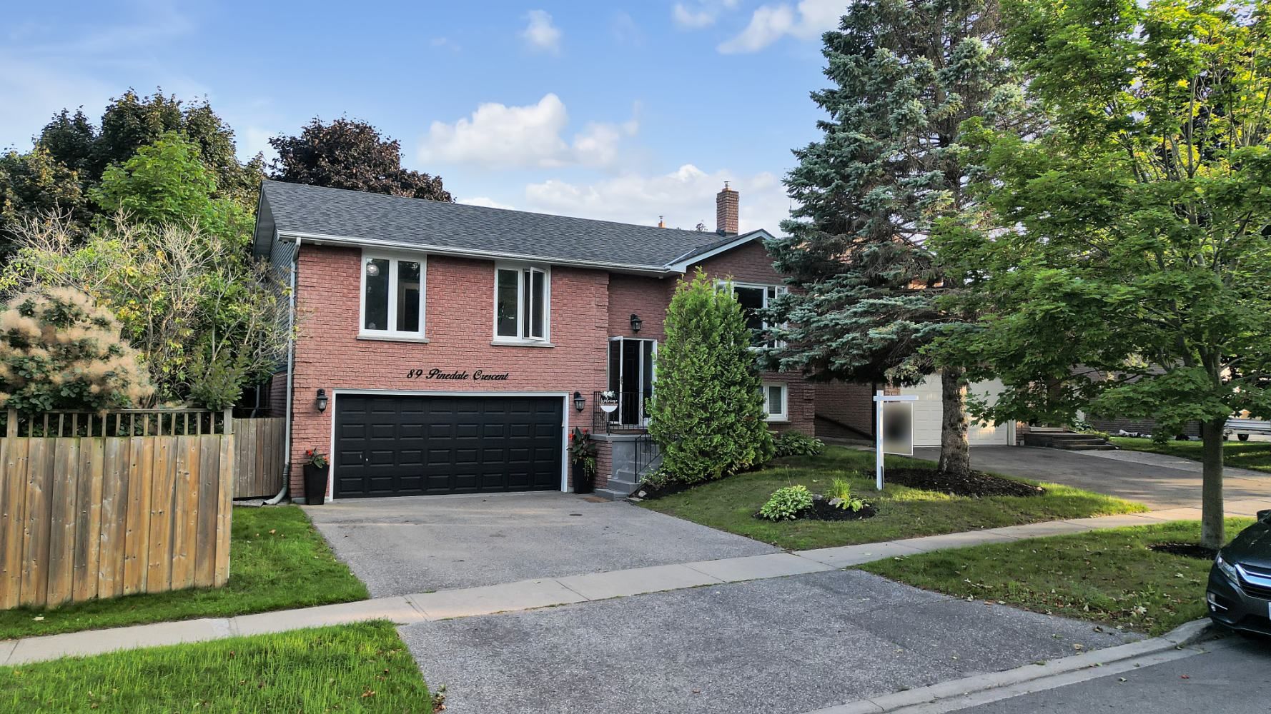 844 Dundas Street Toronto C01 Ontario M6J 1V5