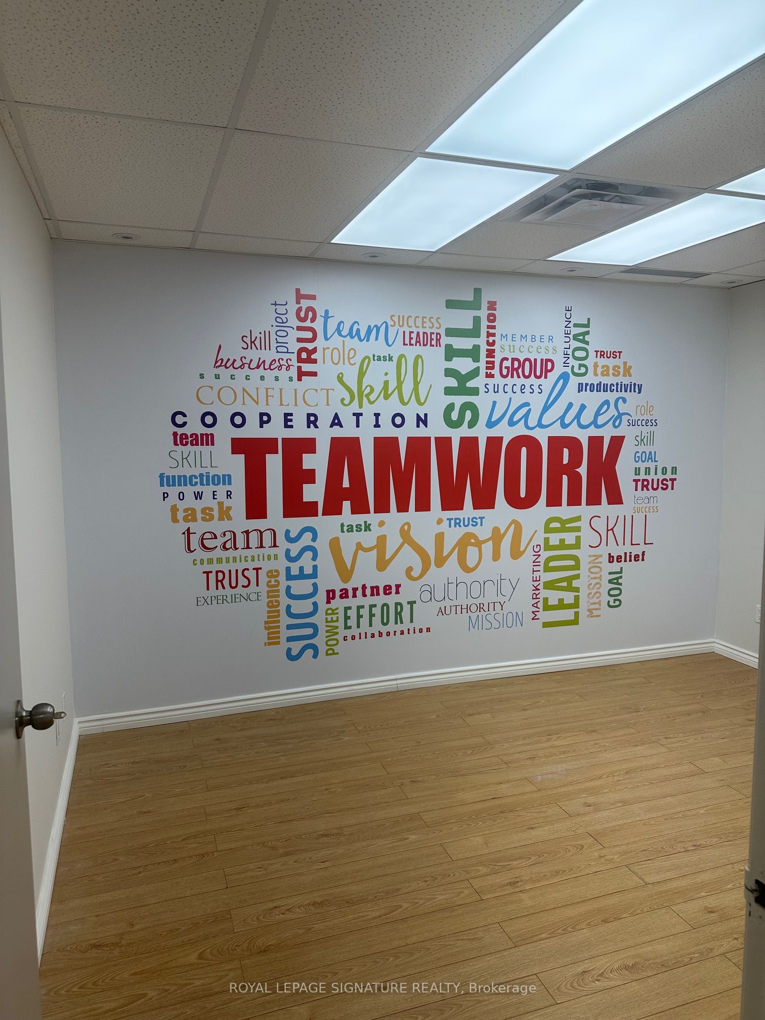 10132 Yonge Street, #203