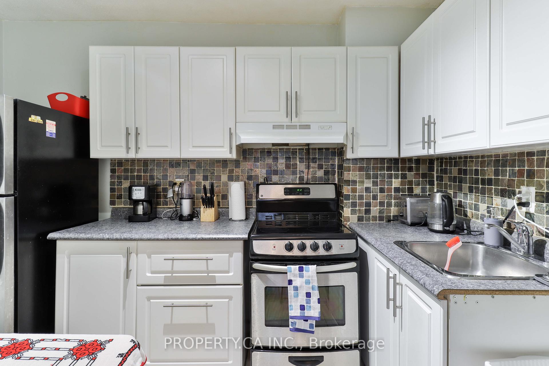 2 Bedrooms Co-op at 3625 Lakeshore, Toronto For sale