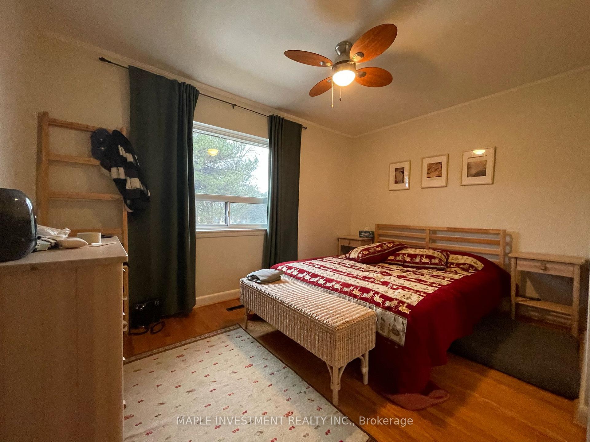 3 Bedrooms Condo at 70 Broadpath, Toronto For sale