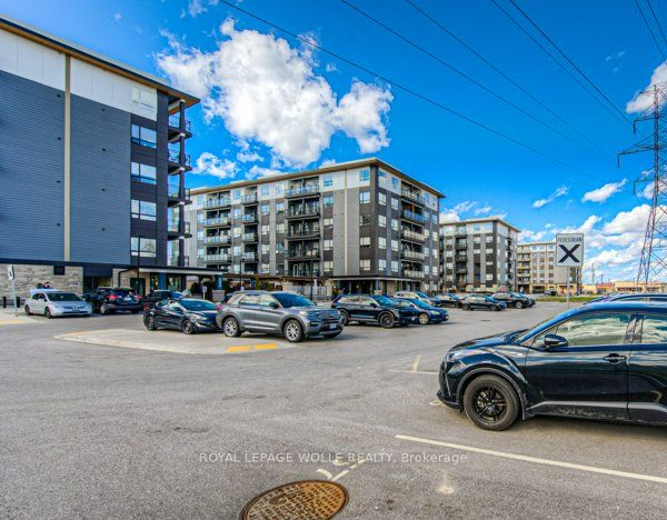 #309 - 247 Northfield Drive, Waterloo, ON N2K 0H1