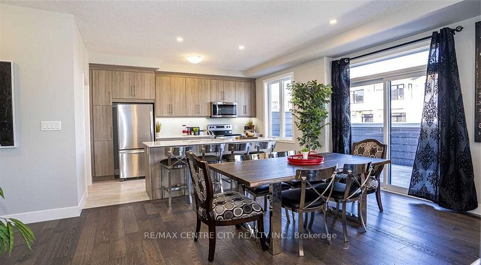 #195 - 177 Edgevalley Road, London East, ON N5V 0C5