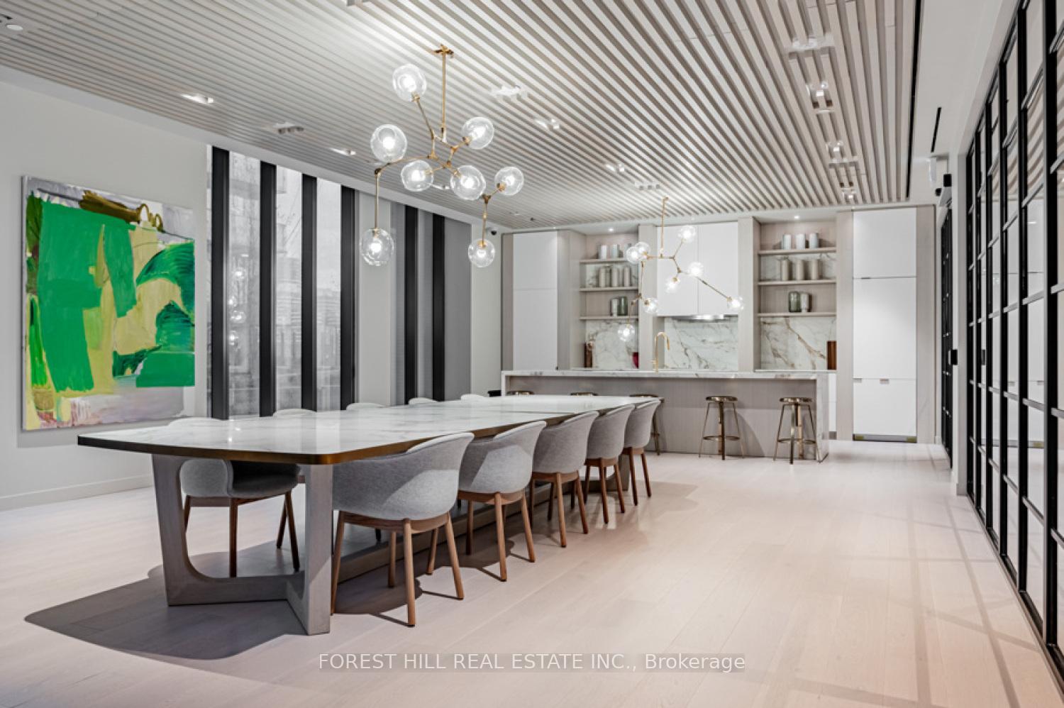 3 Bedrooms Condo at 55 Cooper, Toronto For sale