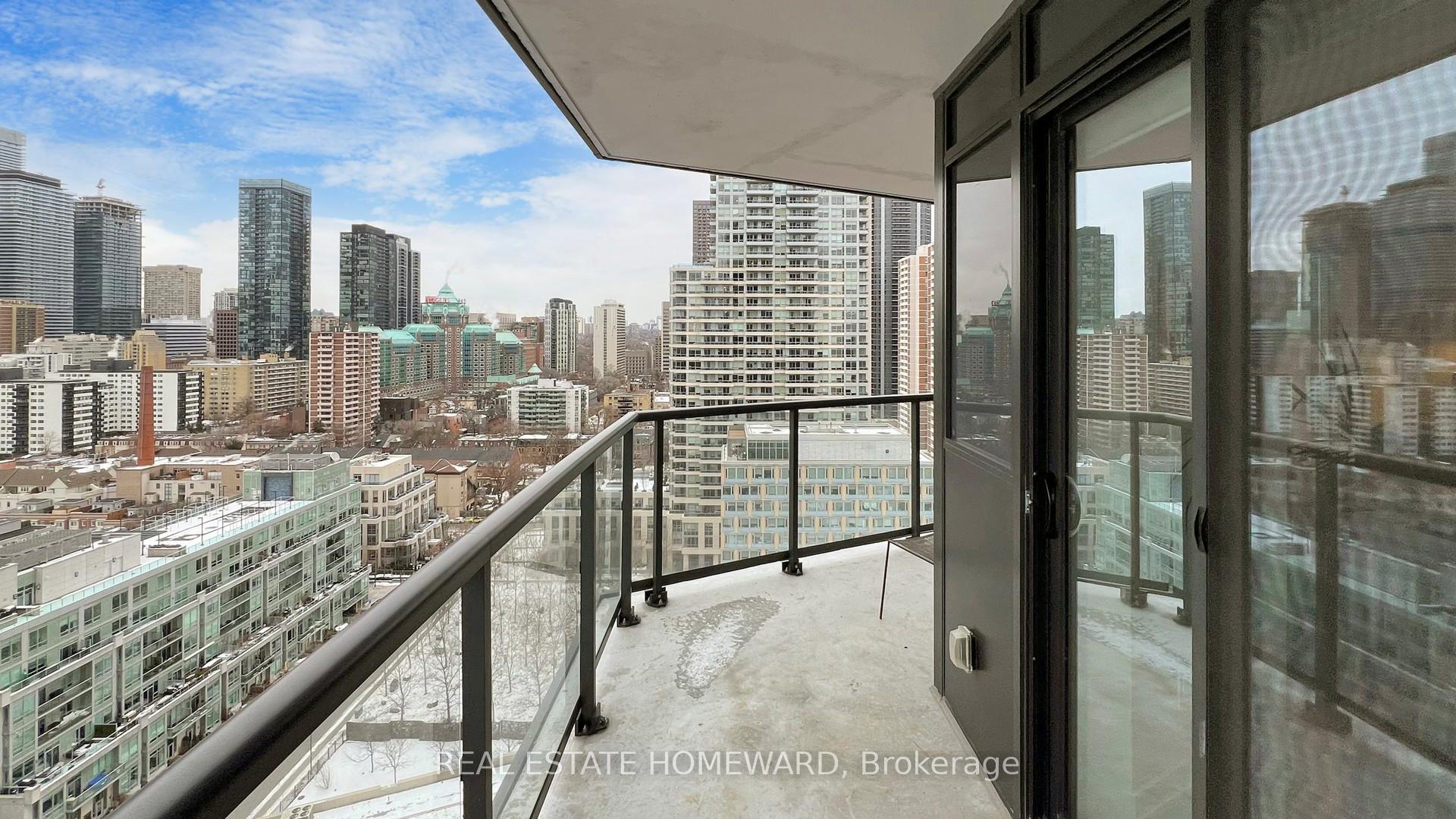 1 Bedroom Condo at 159 Wellesley,  Toronto For sale