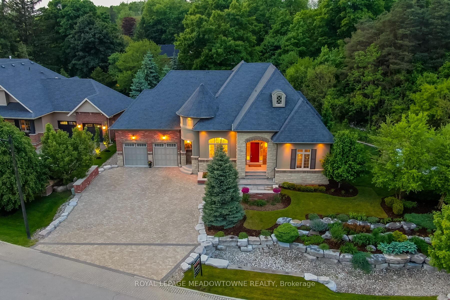 32 Ainley Trail, Halton Hills, ON L7G 0E6
