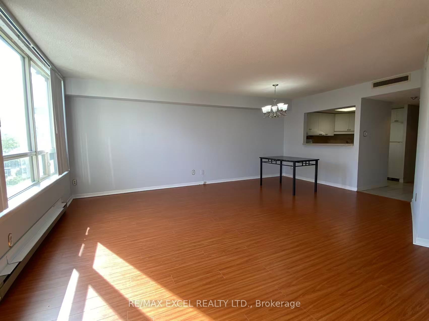 150 Alton Towers Circle, #301