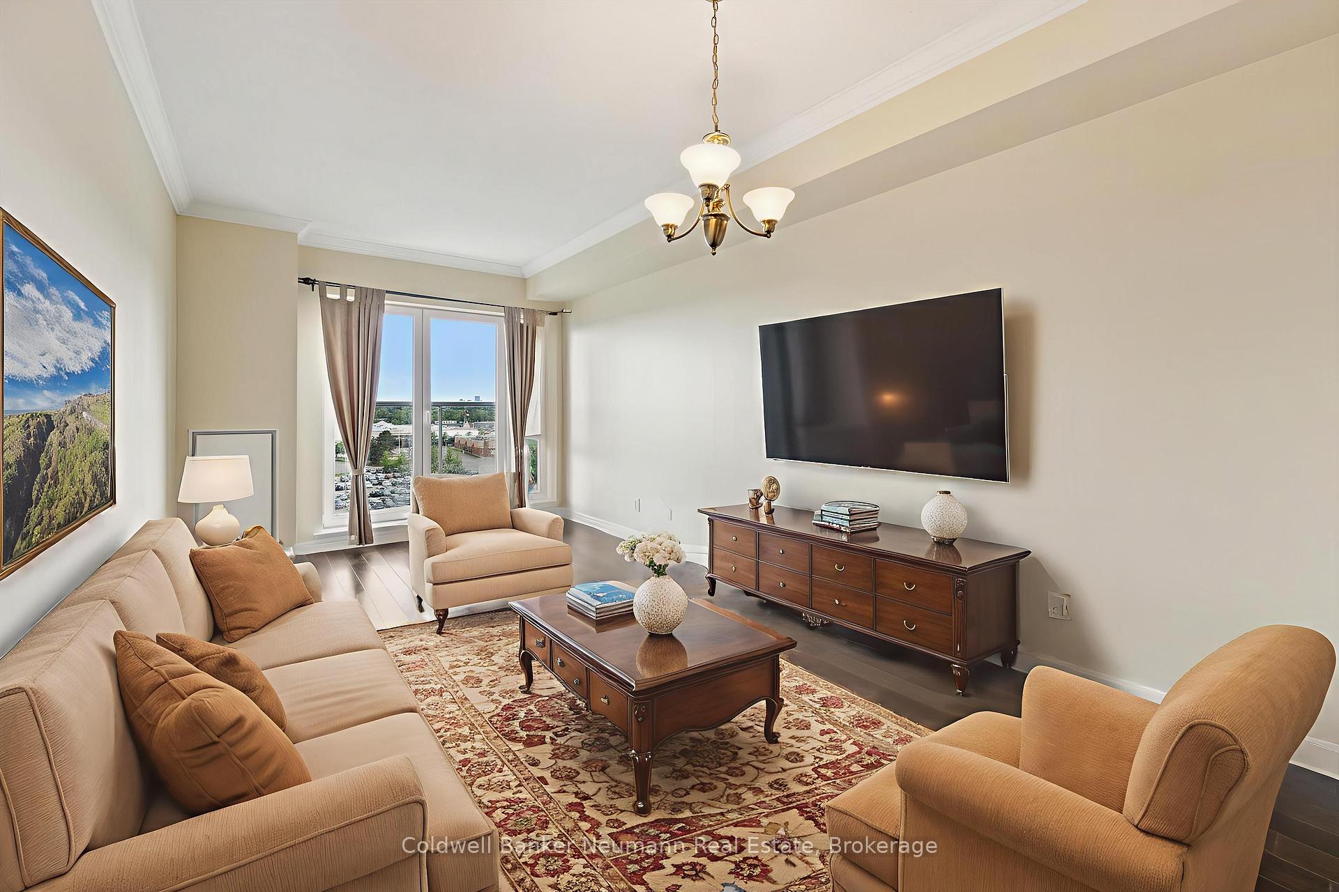 1 Bedroom Condo at 40 Old Mill, Oakville For sale