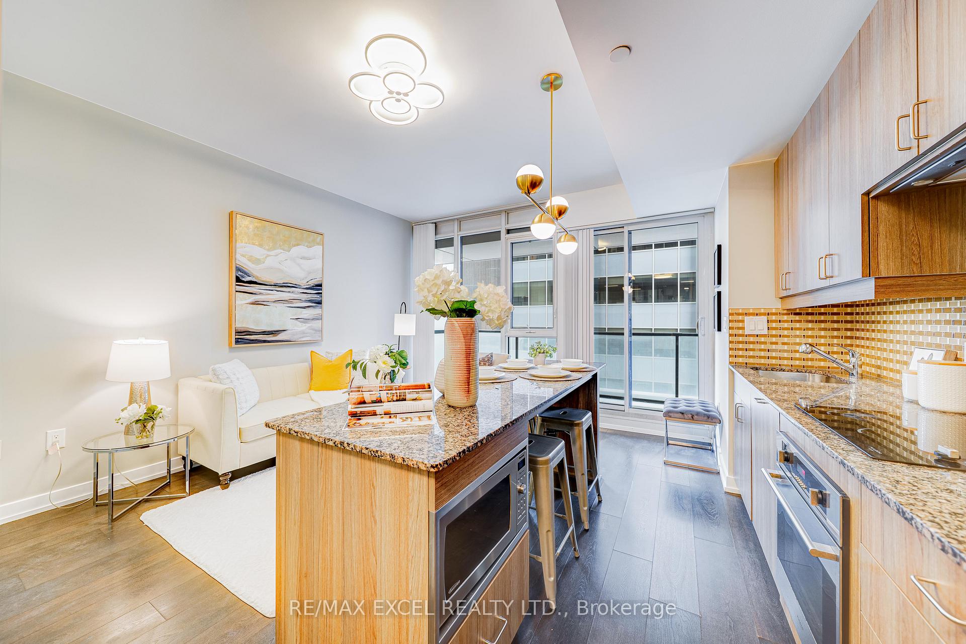 1 Bedroom Condo at 426 University,  Toronto For sale