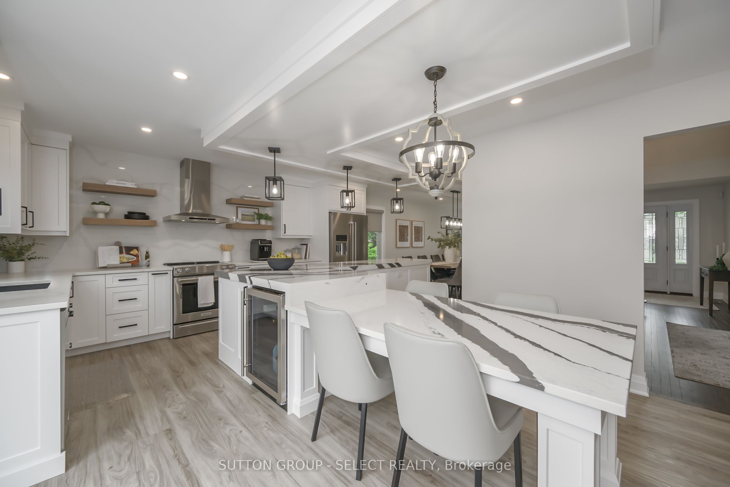 42 Pinebrook Court