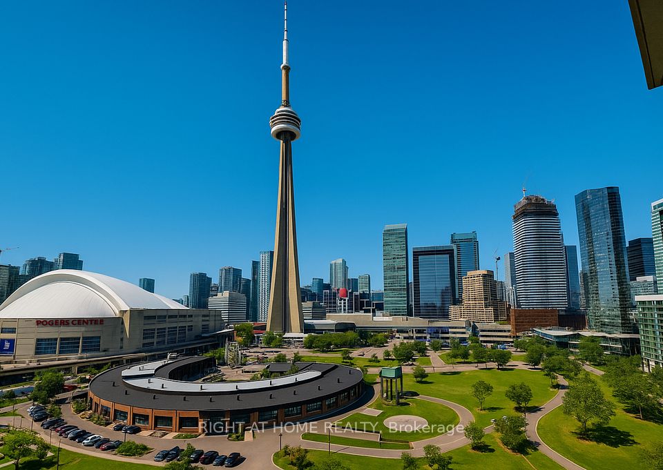 230 Queens Quay