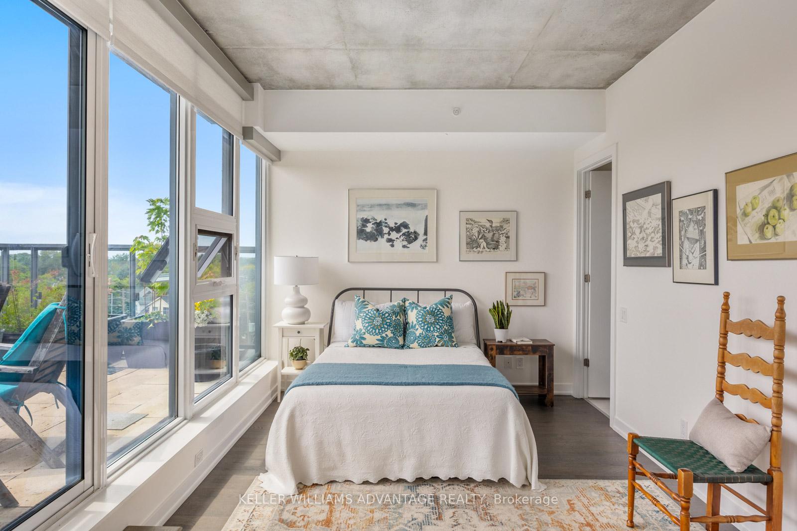 2 Bedrooms Condo at 60 Haslett, Toronto For sale