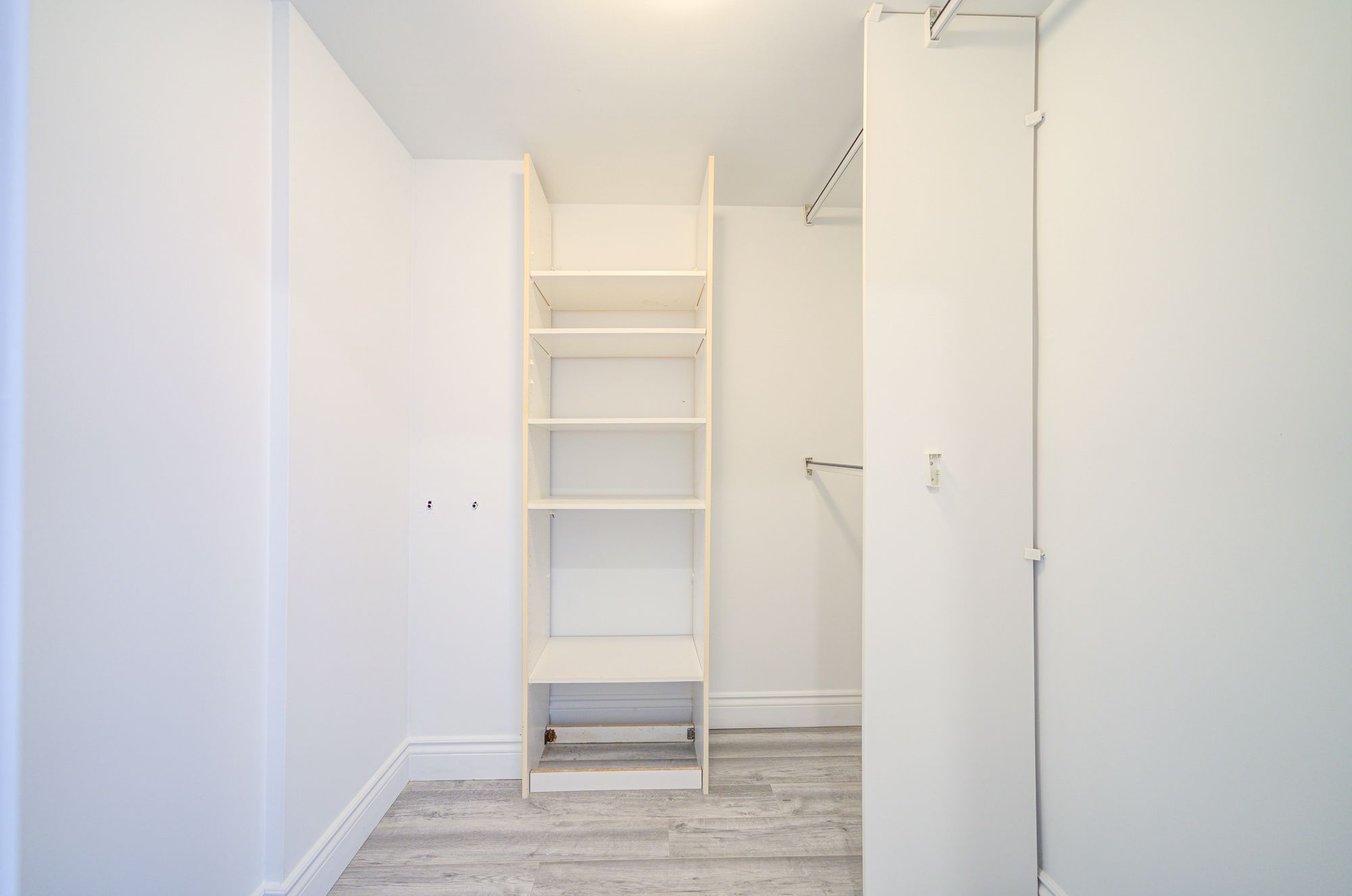 11 Townsgate Drive 1204