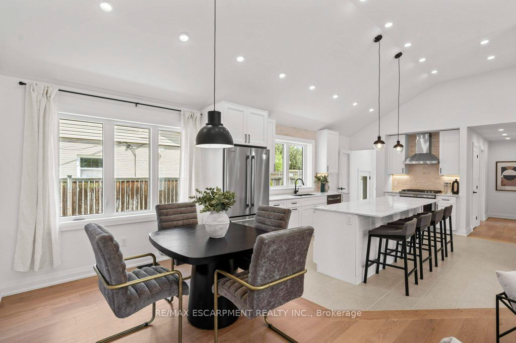 877 Condor Drive