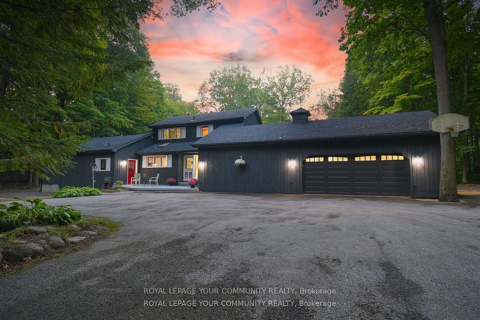 527 Big Bay Point Road, Innisfil, ON L9S 2N4