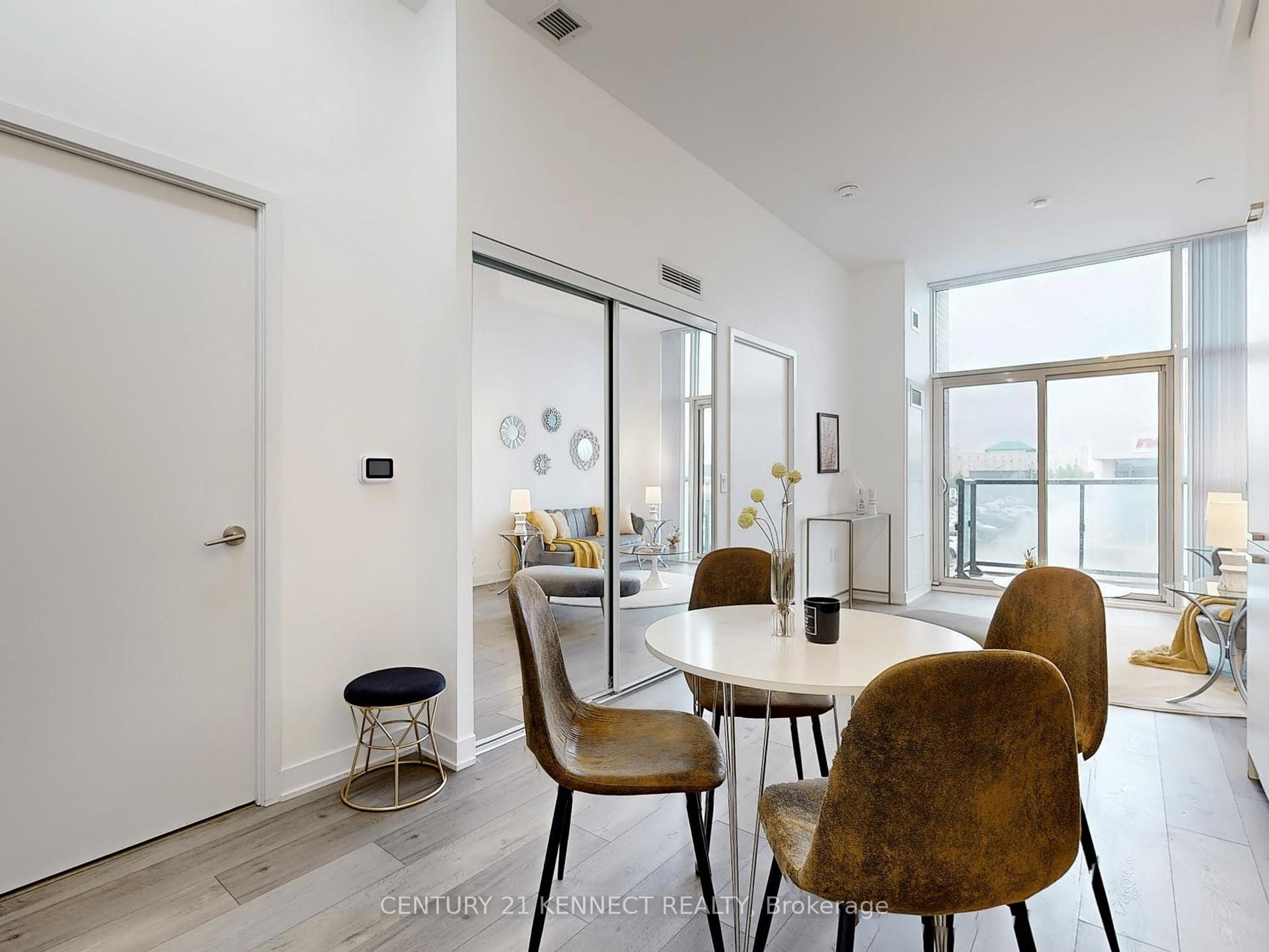 1 Bedroom Condo at 10 Honeycrispy, Vaughan For sale
