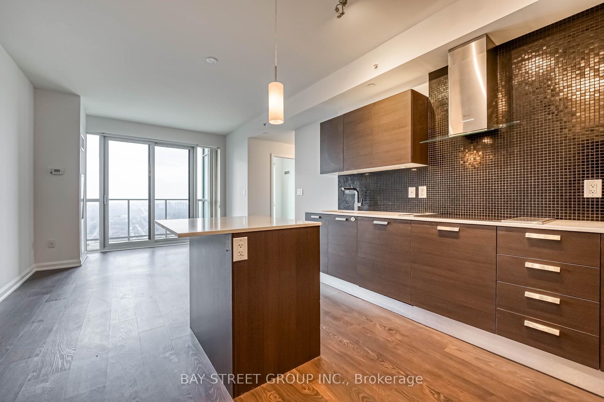 2 Bedrooms Co-op at 11 Bogert,  Toronto For sale