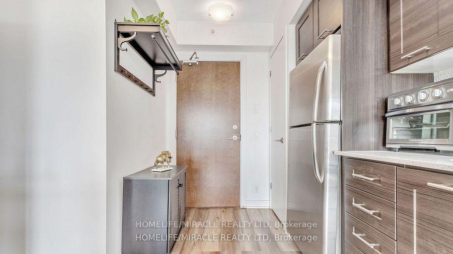 1 Bedroom Condo at 2220 Lake Shore, Toronto For sale