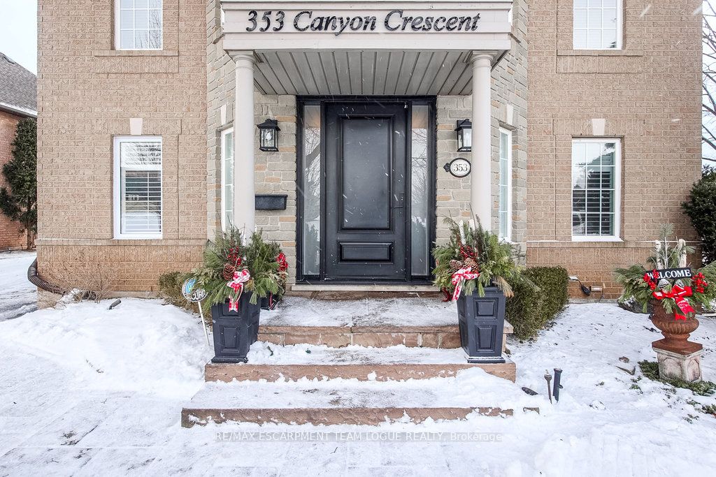 353 Canyon Crescent, Oakville 1015 - RO River Oaks