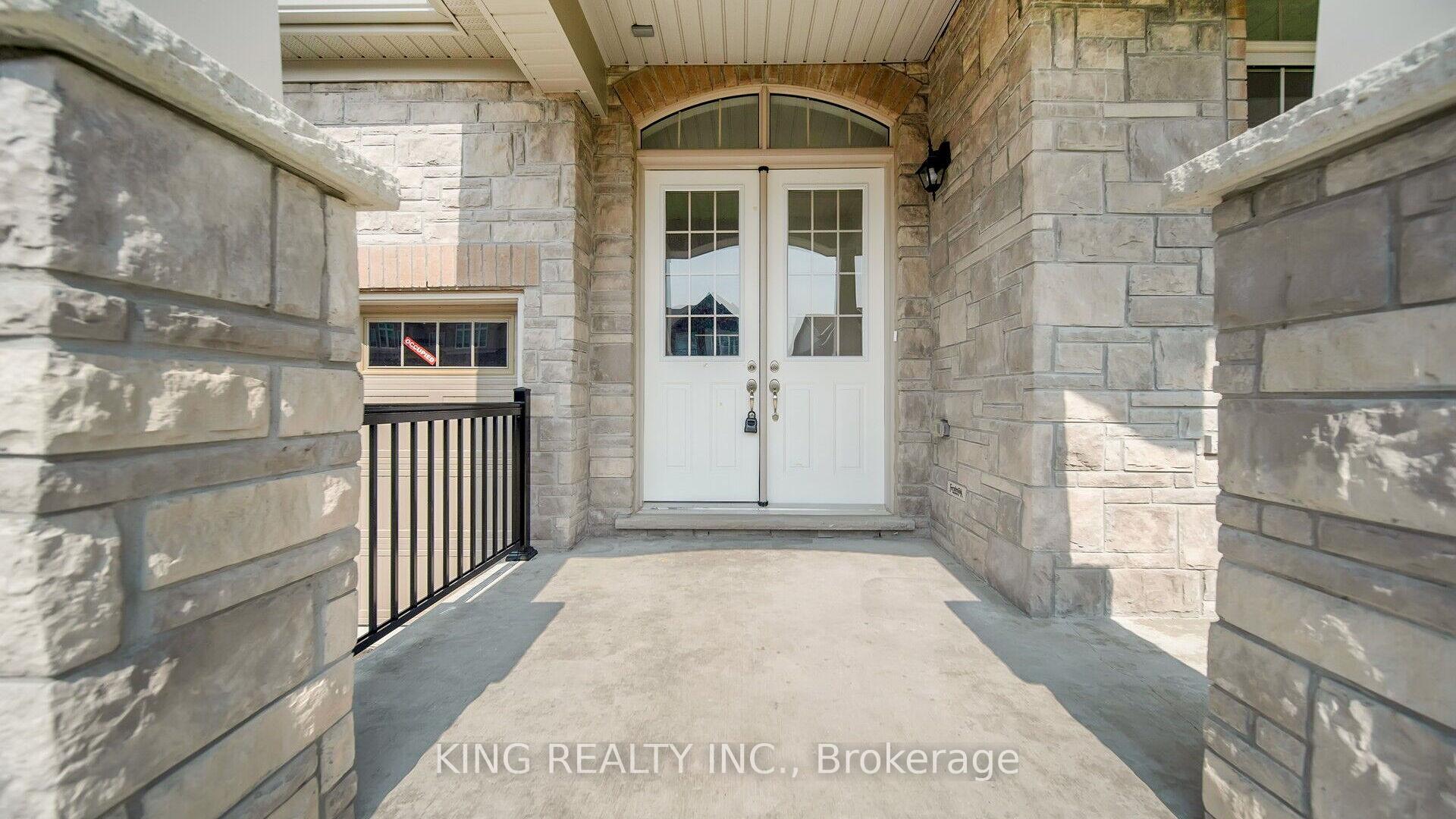 1629 Corsal Court, Innisfil, ON L9S 0P8