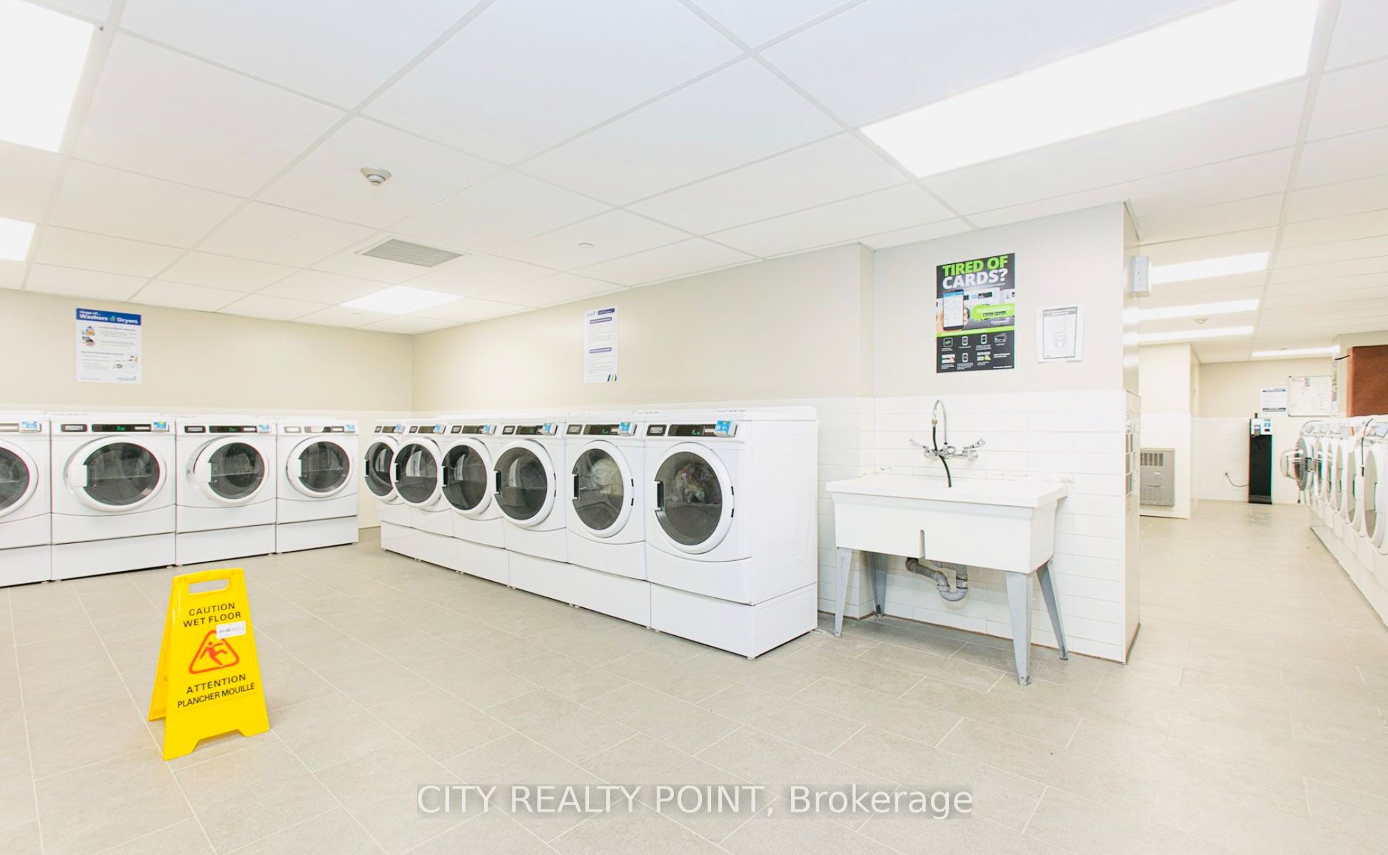 666 Spadina Avenue, #215