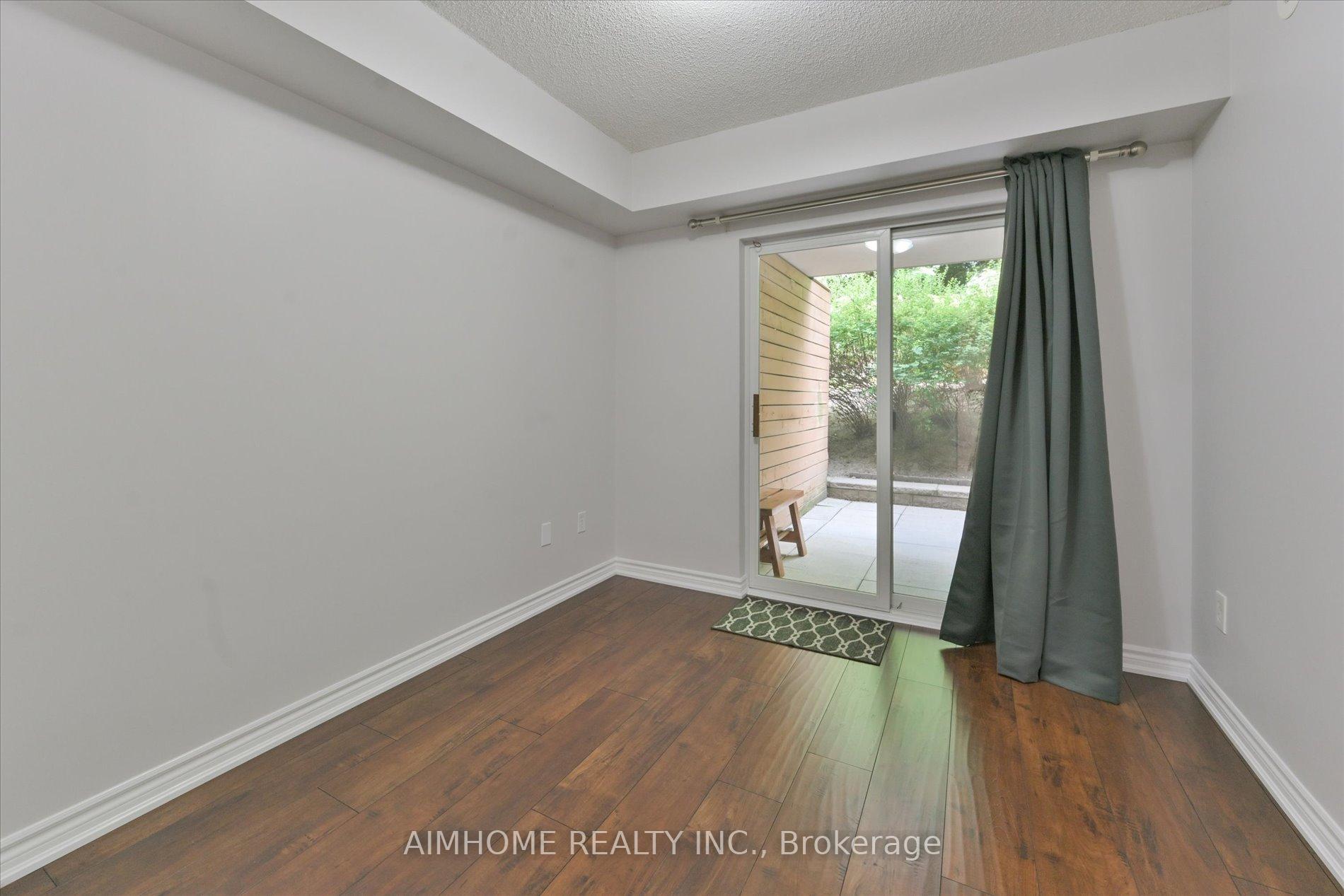 3 Bedrooms Condo at 55 George Appleton, Toronto For sale