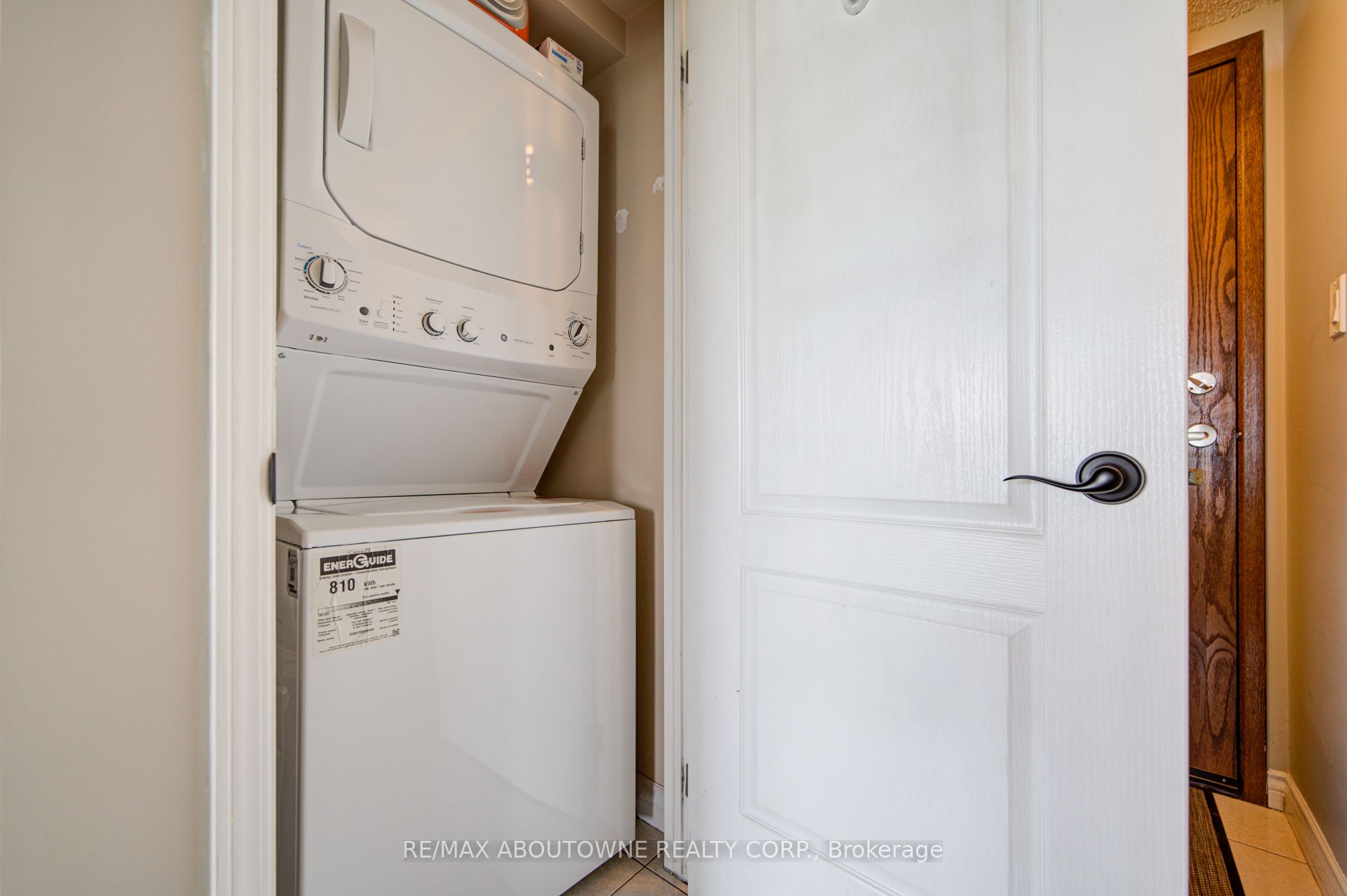 1276 Maple Crossing Boulevard, #1008
