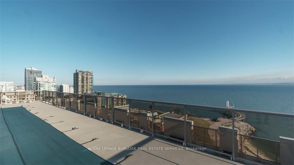2 Bedrooms Condo at 1477 Lakeshore,  Burlington For sale