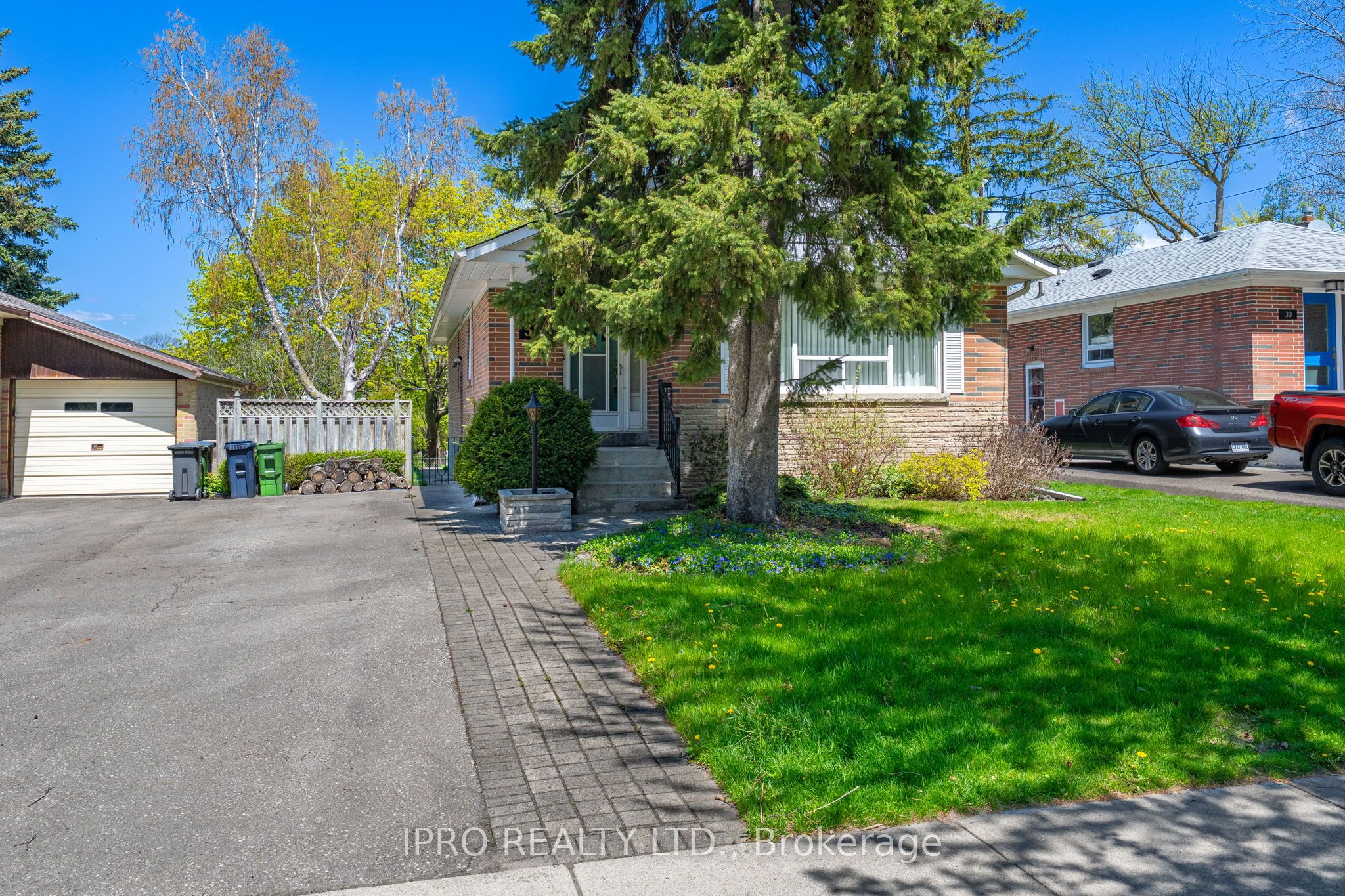 32 Cloverhill Road