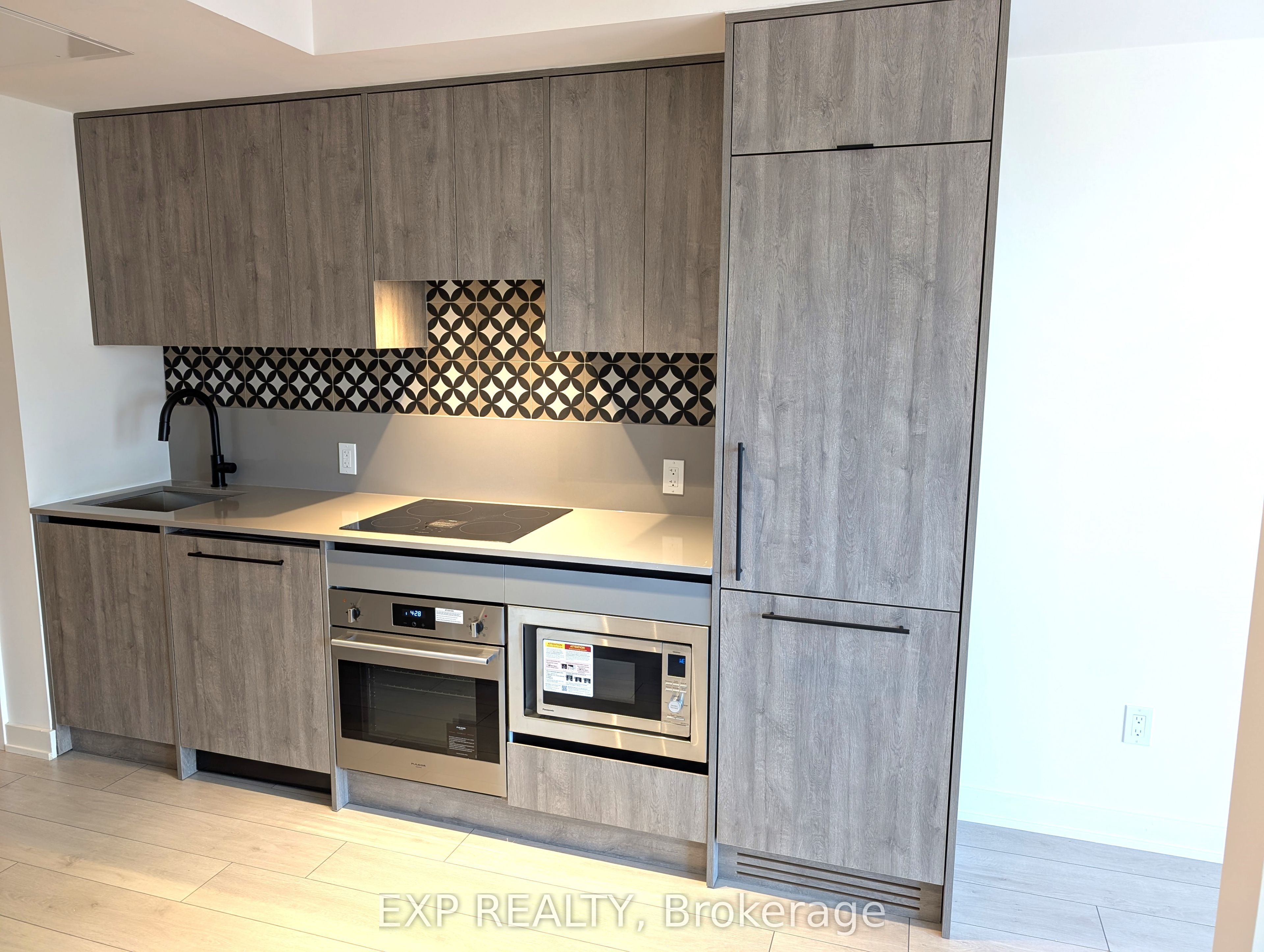 5 Lakeview Avenue, #316