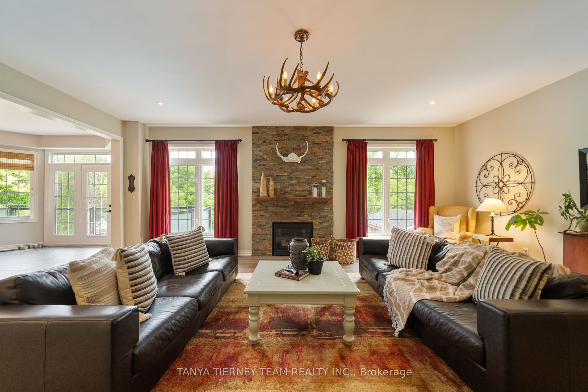 11 Covington Drive