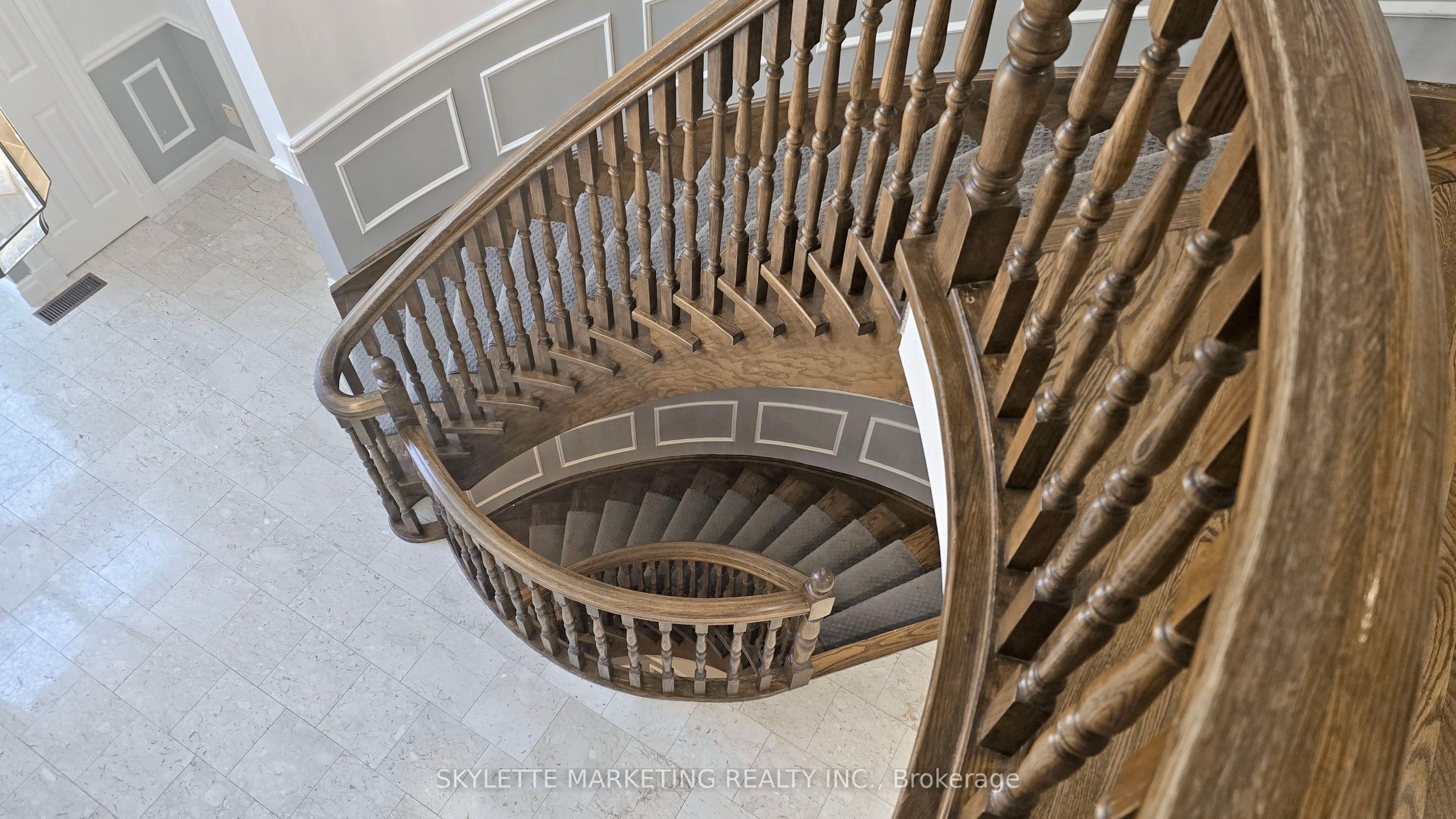 17 Boynton Circle