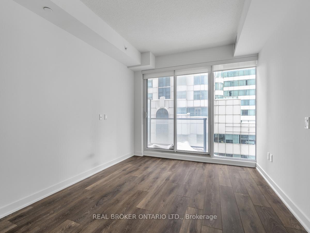 1 Bedroom Condo at 125 Blue Jays, Toronto For sale