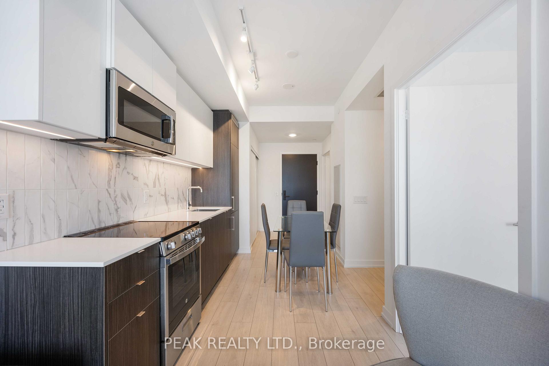 1 Bedroom Condo at 500 Dupont,  Toronto For sale