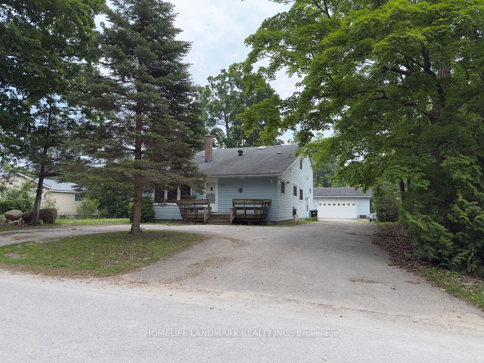 39 Lakeside