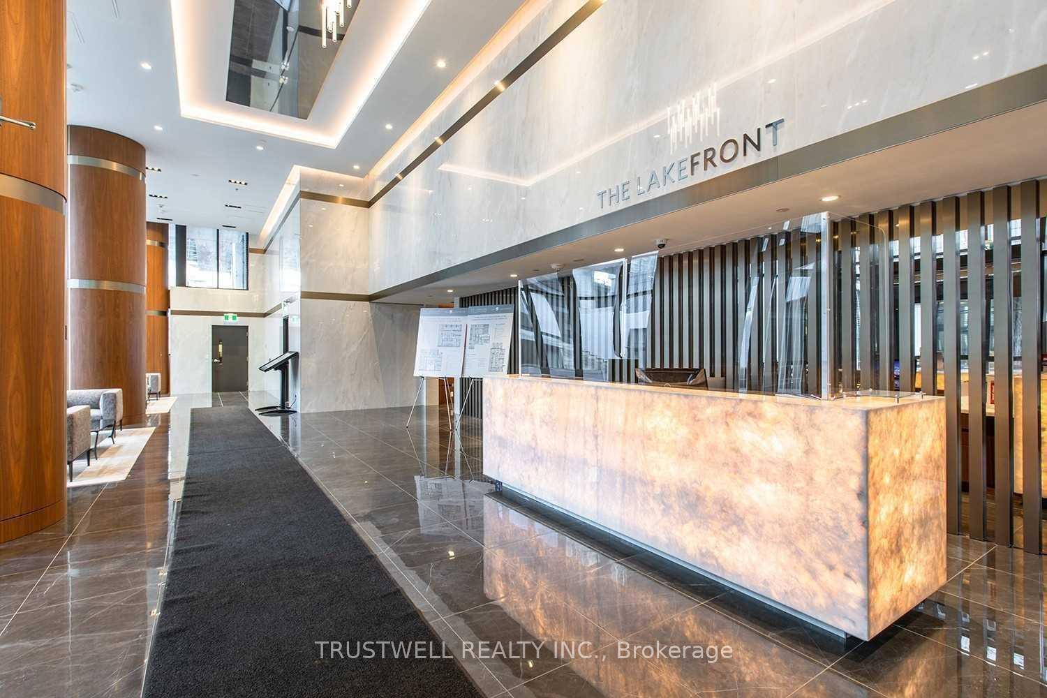 1 Bedroom Condo at 17 Bathurst, Toronto For sale