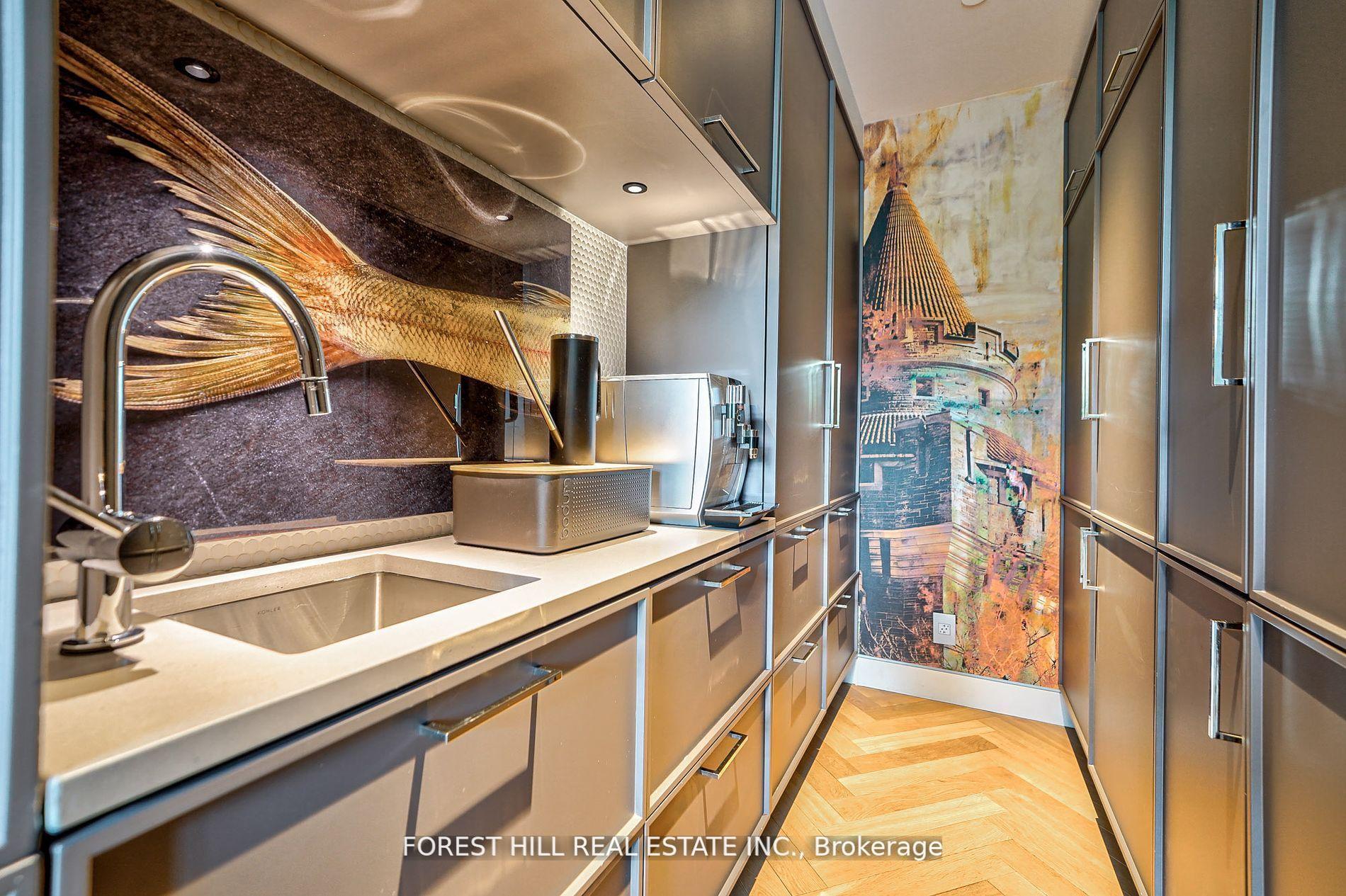 3 Bedrooms Condo at 377 Madison, Toronto For sale