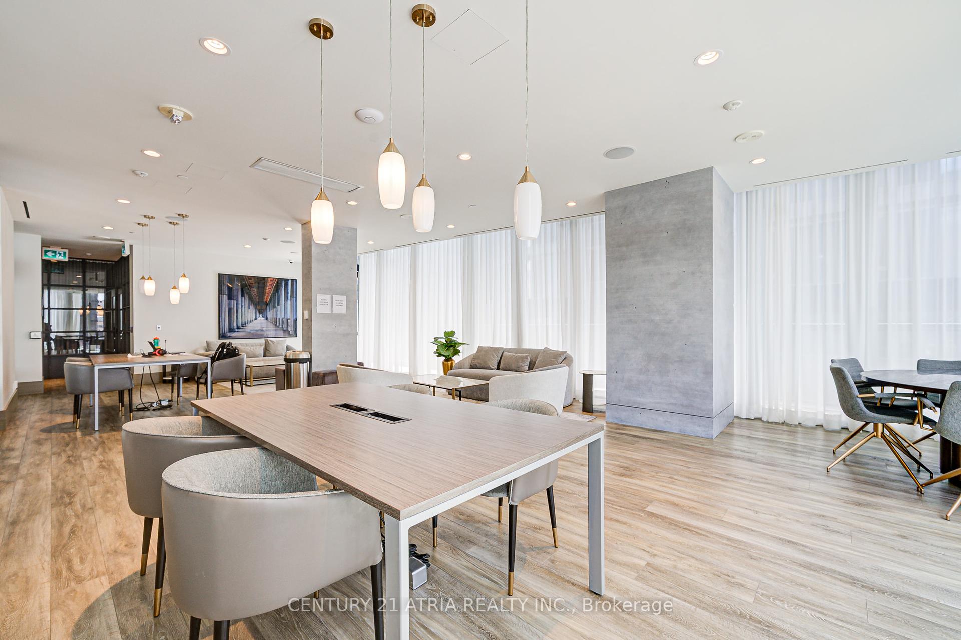 2 Bedrooms Condo at 60 Shuter, Toronto For sale