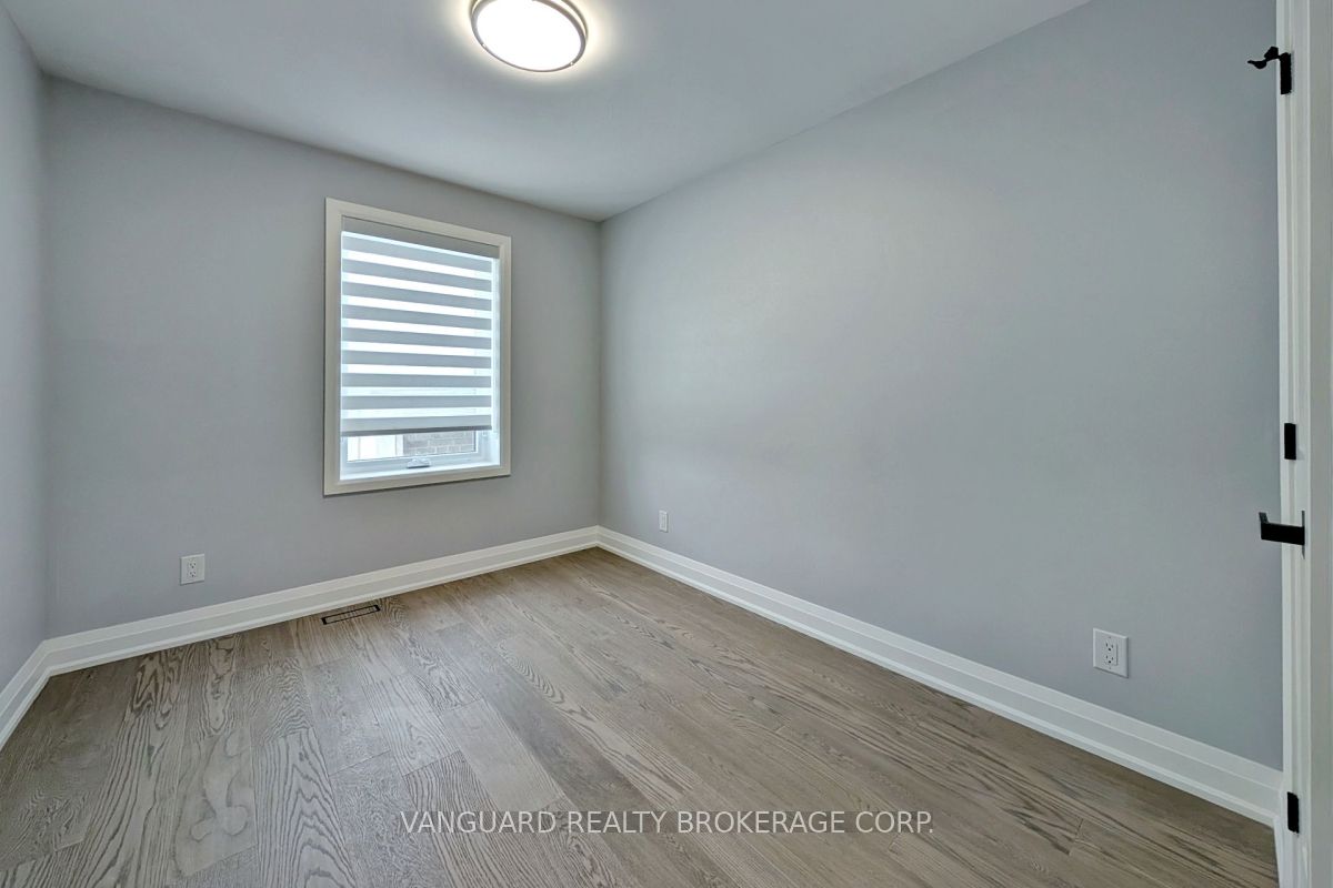 14 Bradfield Avenue