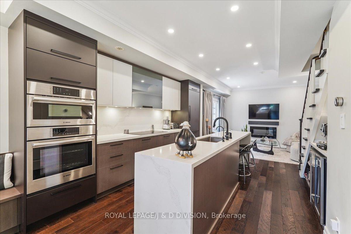 4 Bedrooms Condo at 361 Roehampton, Toronto For sale