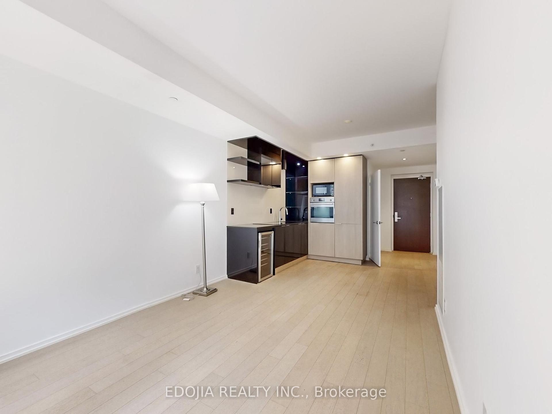 1 Bedroom Condo at 70 Temperance, Toronto For sale