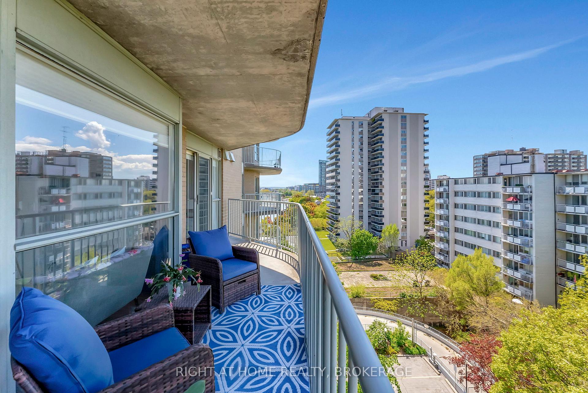 1 Bedroom Condo at 2190 Lakeshore, Burlington For sale