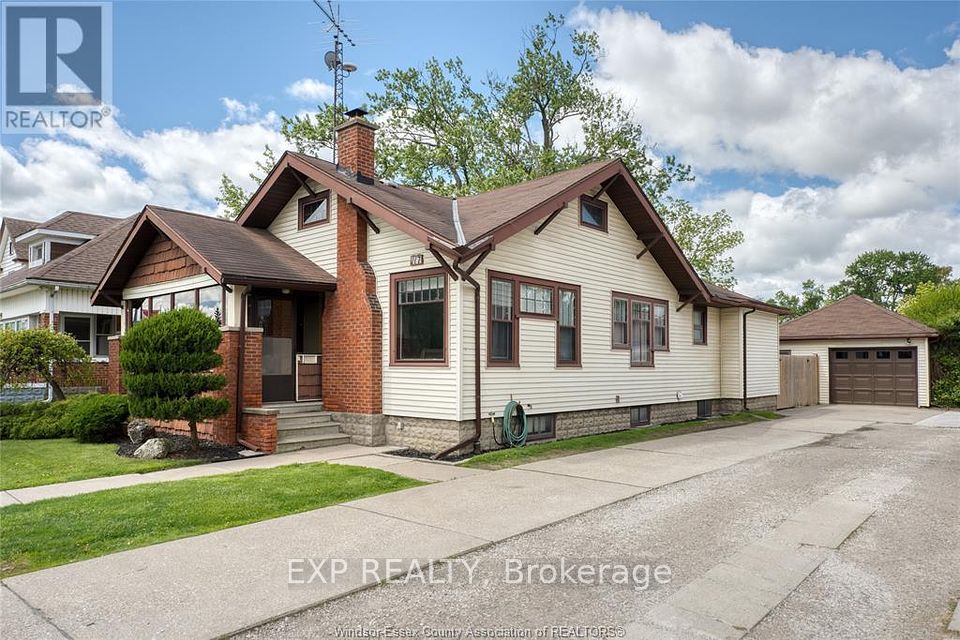 117 Erie Street, Leamington, ON N8H 3B5